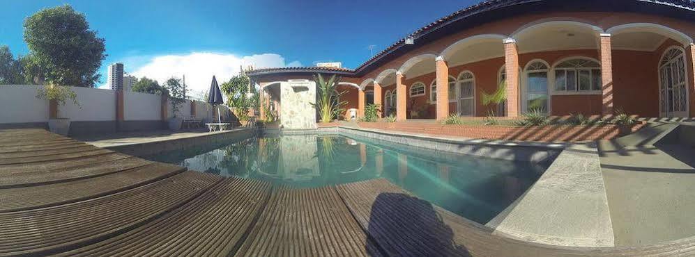 Hostel Pantanal Backpacker - Adults Only Cuiaba  Bagian luar foto